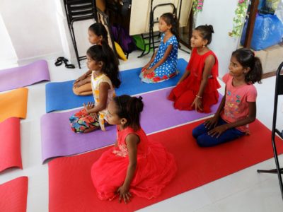 Cours de yoga - Inde