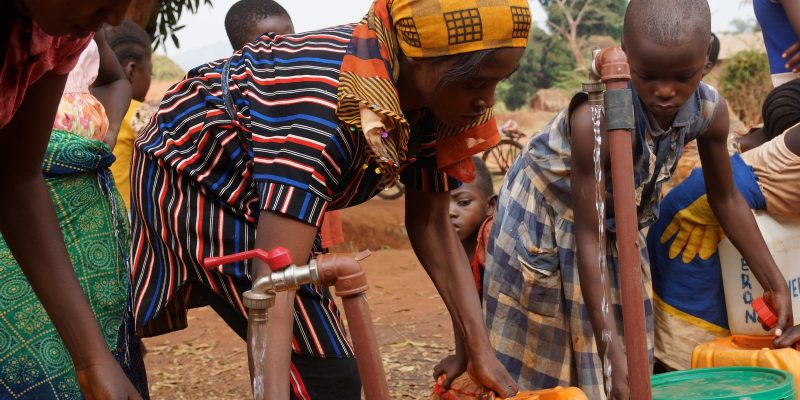 Alimentation en eau potable pour les habitants de Sola