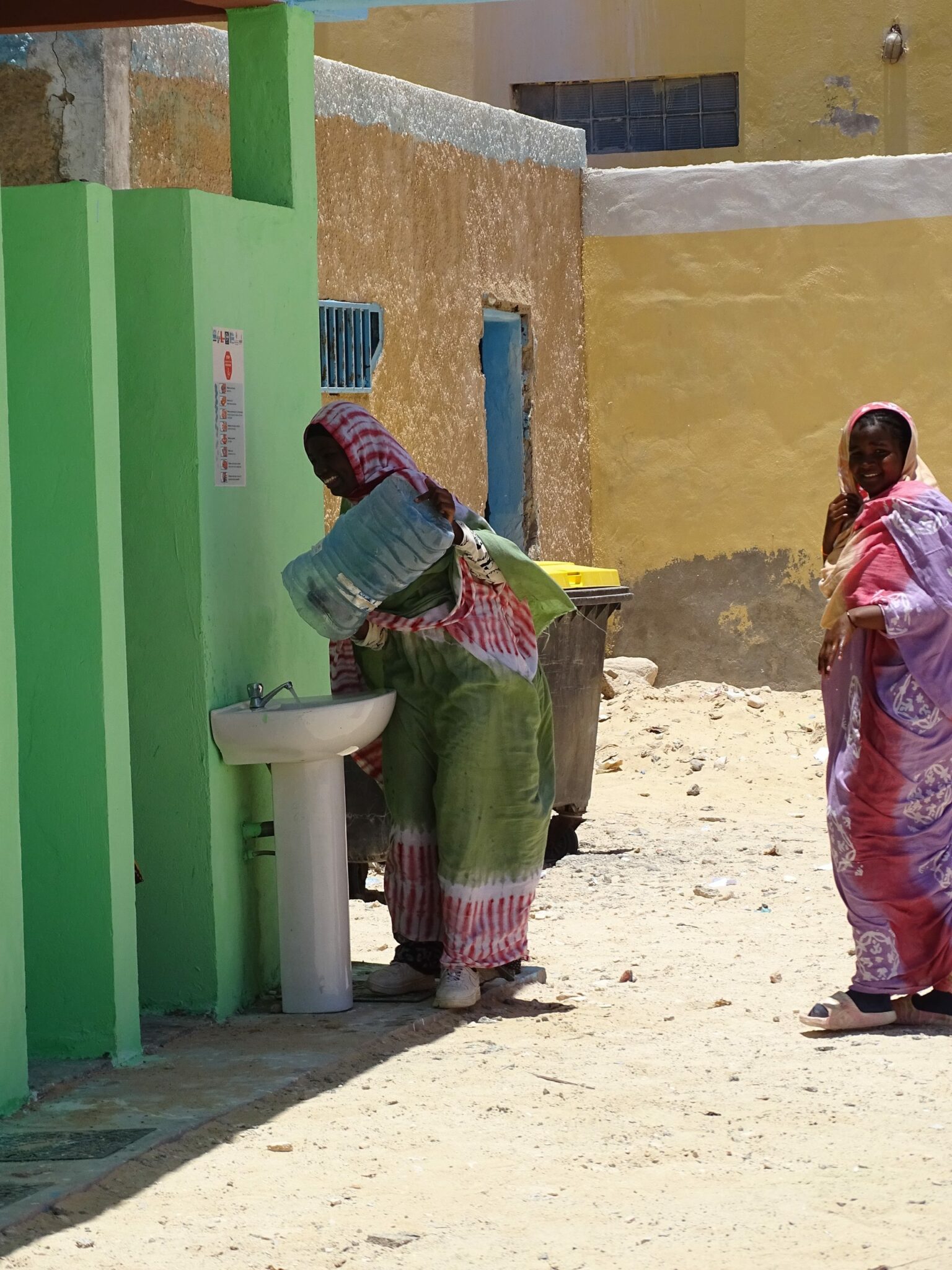 Construction et réhabilitation de sanitaires dans les écoles secondaires de la ville de Nouadhibou